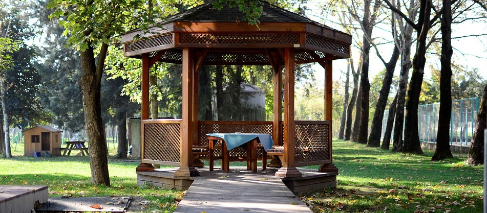 outdoor pergola